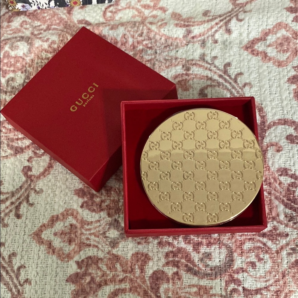 Gucci Gold Compact Mirror-NIB - Picture 3 of 12